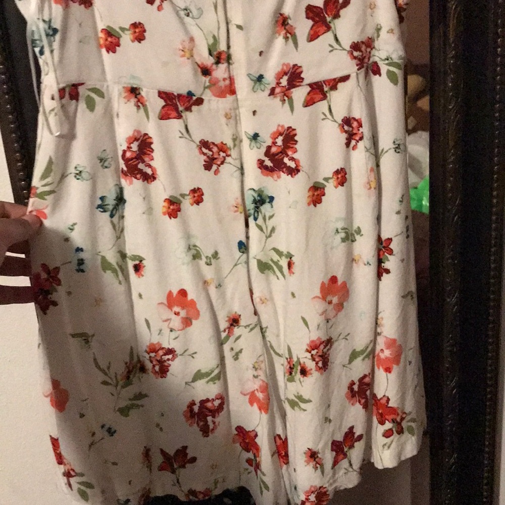Flower pattern romper - Picture 5 of 5